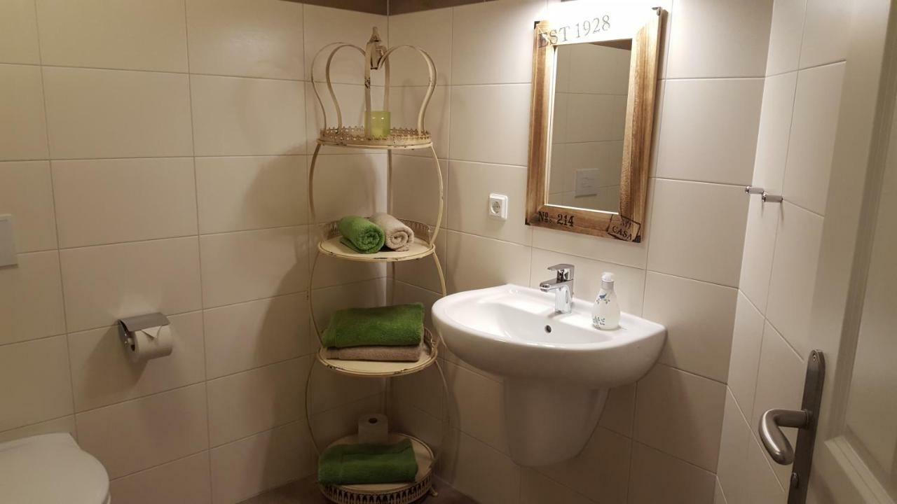 Appartement Gruener Wald à Burg Kauper Extérieur photo